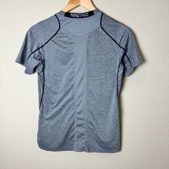 NIKE PRO Dri-Fit FItted Athletic Work Out Shirt Size Large Mesh Details - Picture 5 of 11